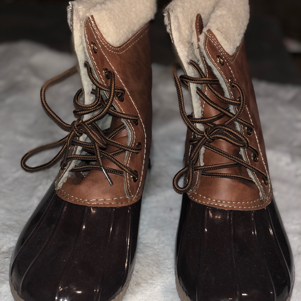 Yoki Dylan Duck boots brown w/Sherpa lining